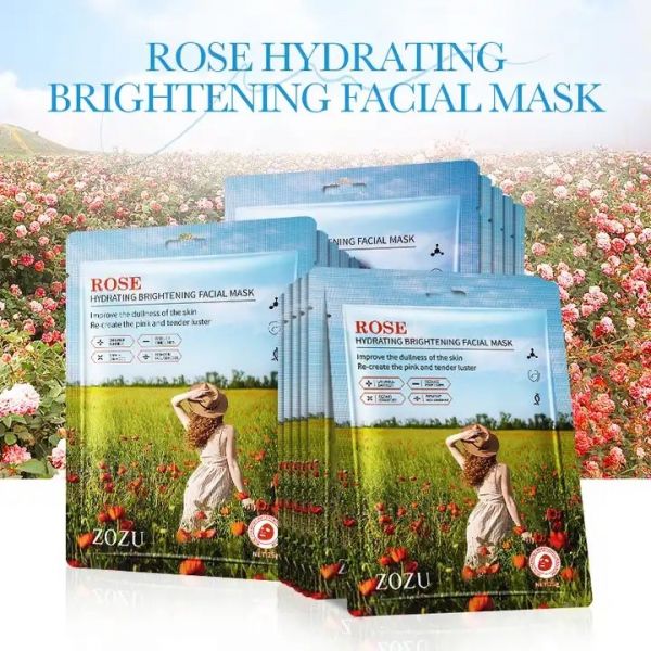 Moisturizing and nourishing face mask with rose extract